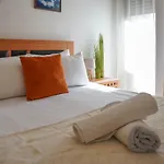 Two Bed Room Apartment 5 Min Walk To The Beach
